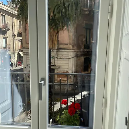 Gemmellaro 67 * Catania